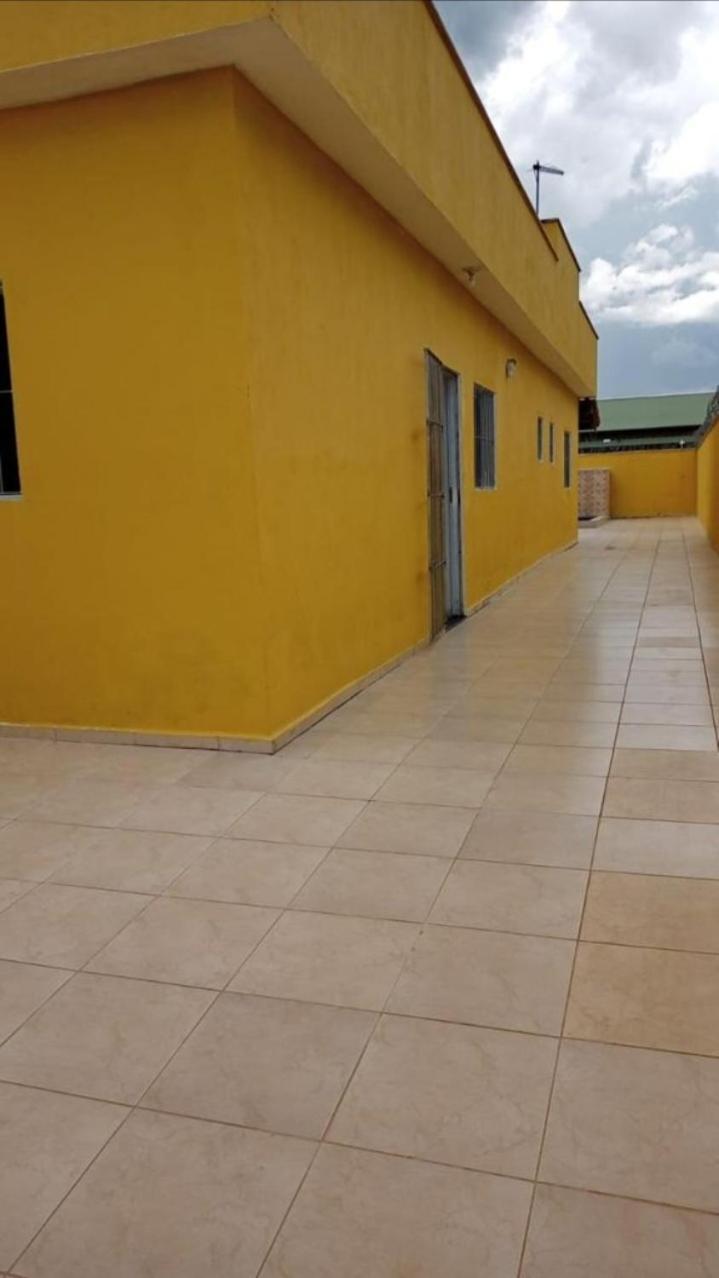 Casa Na Com Piscina Em Holiday home *